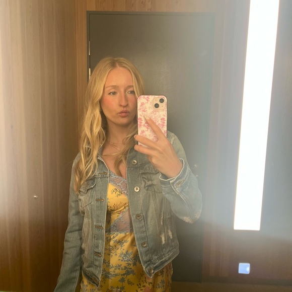 Meet your Posher, Tara - Picture 4 of 5